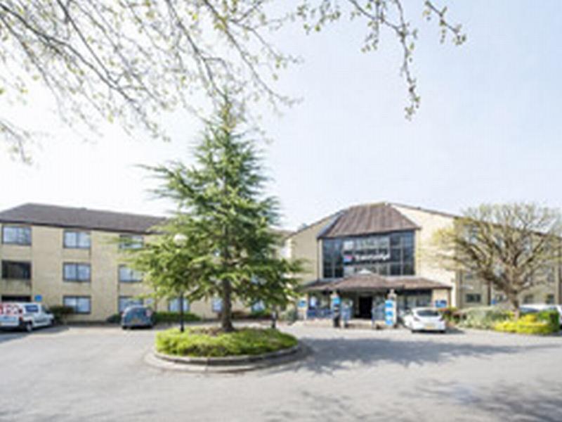 Travelodge Bath Waterside Exteriör bild