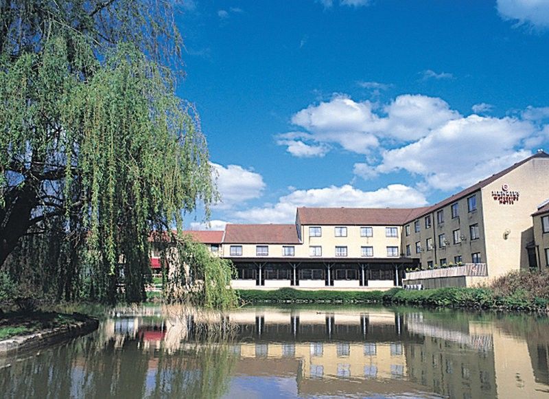 Travelodge Bath Waterside Exteriör bild