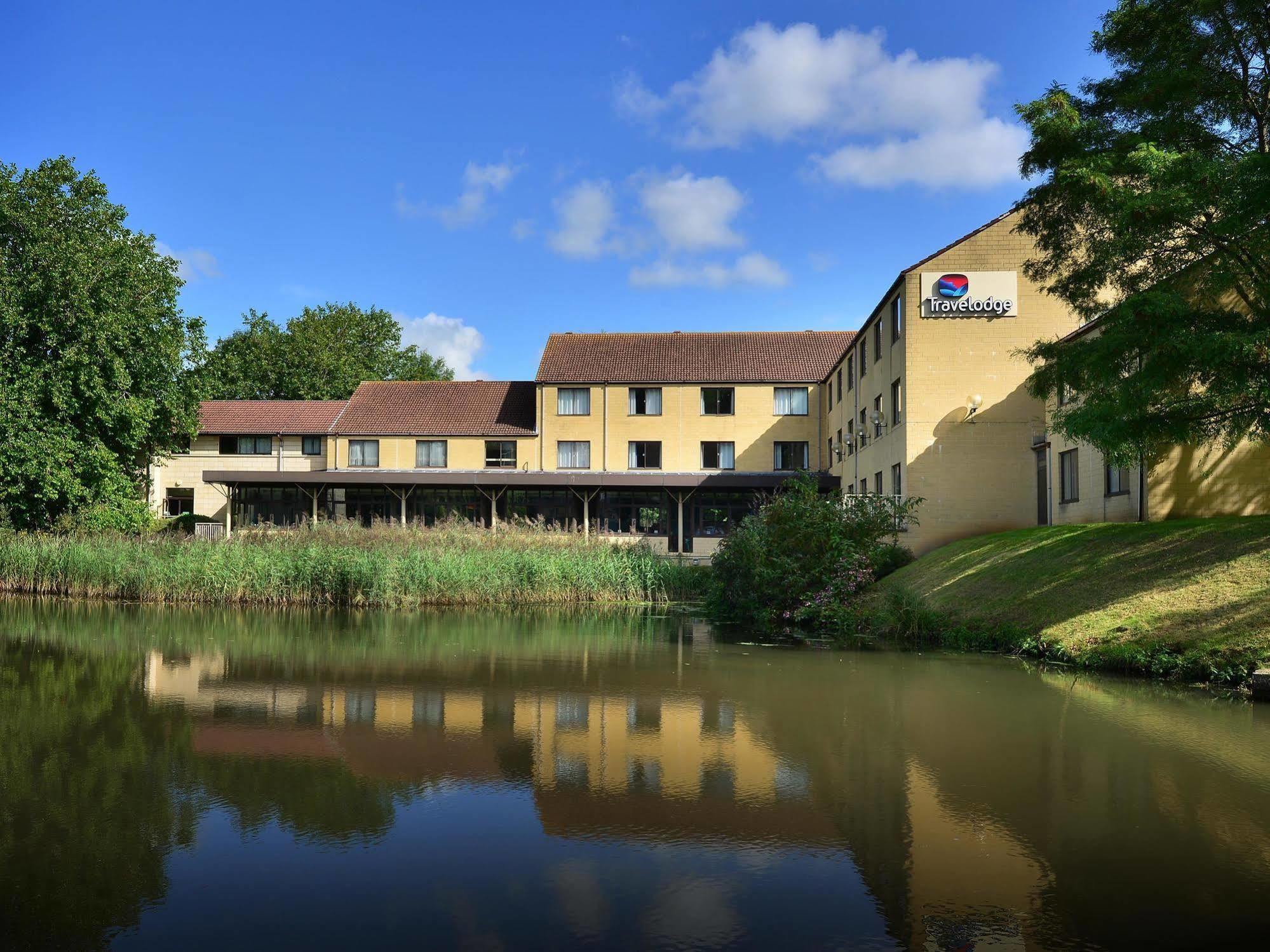Travelodge Bath Waterside Exteriör bild